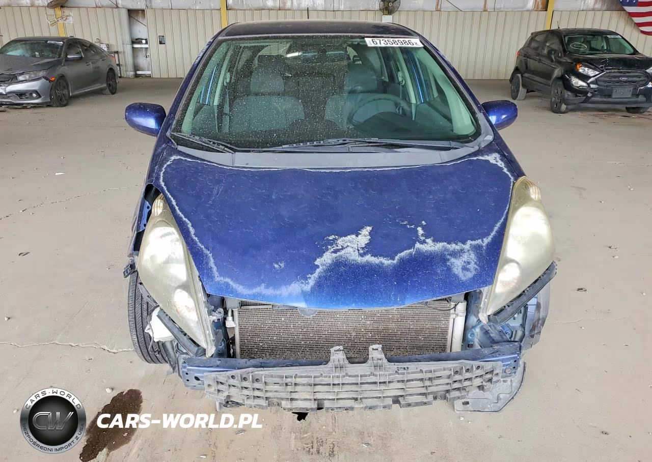 2013 Honda Fit VIN:JHMGE8H30DC039705 - 5