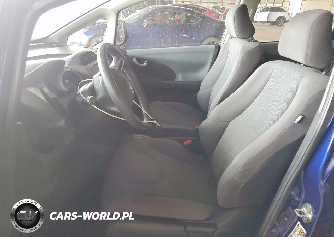 2013 Honda Fit VIN:JHMGE8H30DC039705 - 7