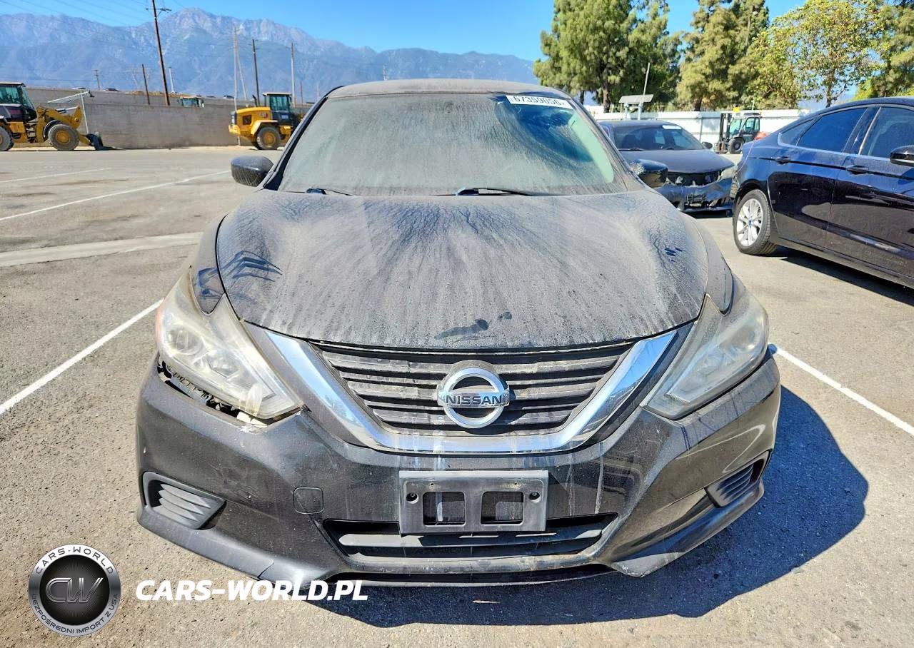 2017 Nissan Altima 2.5 S VIN:1N4AL3AP8HN304819 - 5