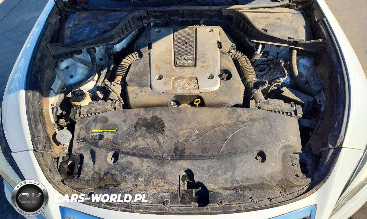2015 Infiniti Q70 3.7 VIN:JN1BY1ARXFM561007 - 11