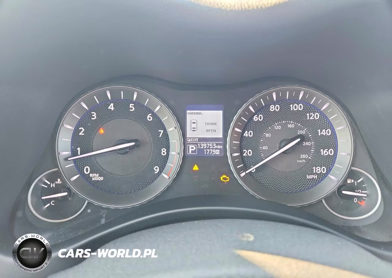 2015 Infiniti Q70 3.7 VIN:JN1BY1ARXFM561007 - 9
