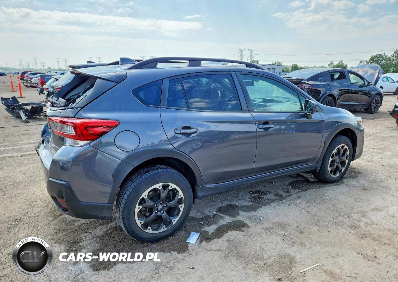 2023 Subaru Crosstrek Premium VIN:JF2GTAPC8P8278203 - 3