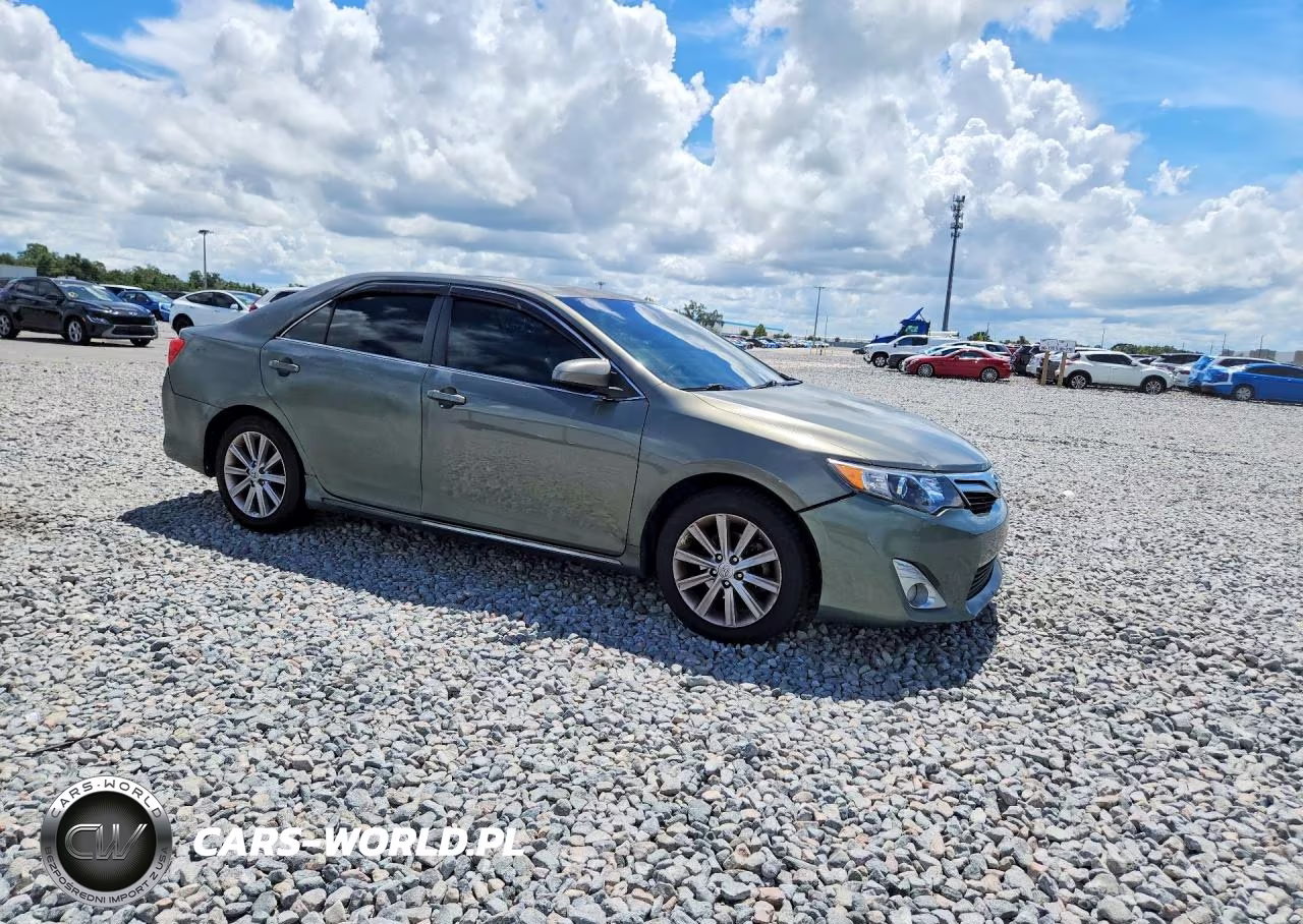 2014 Toyota Camry Xle VIN:4T1BF1FK8EU791718 - 4