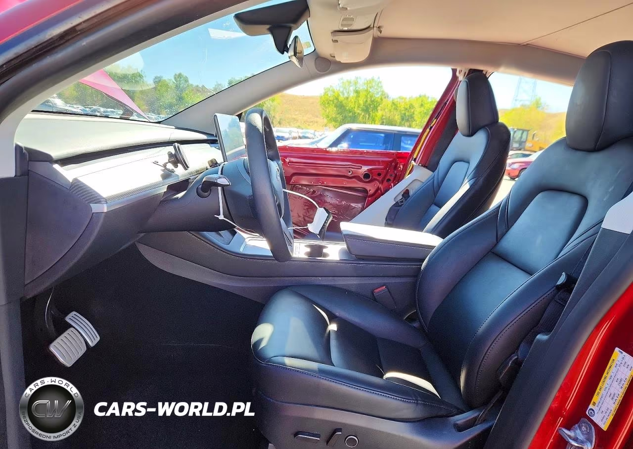2025 Tesla Model Y VIN:7SAYGDEF3SF258006 - 7