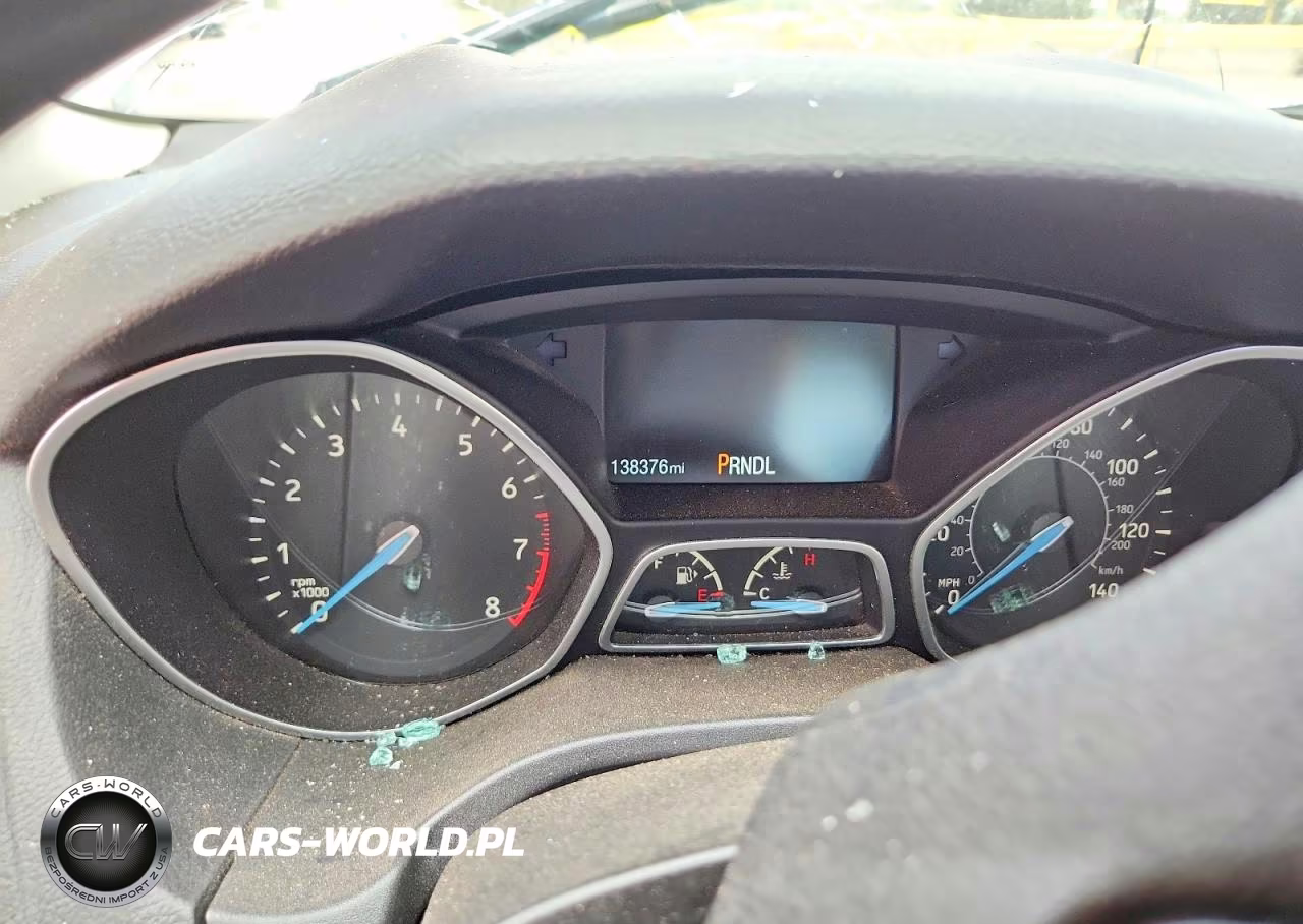2016 Ford Focus S VIN:1FADP3E2XGL301463 - 9