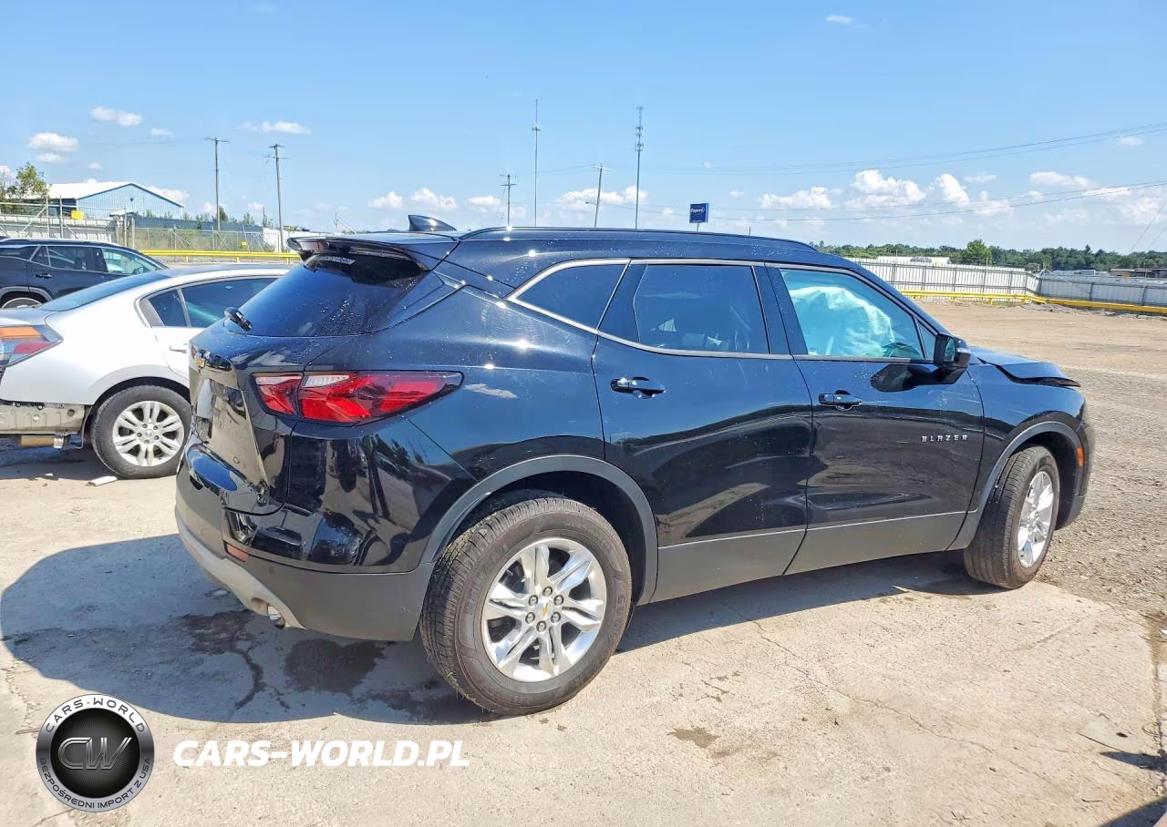 2019 Chevrolet Blazer 2Lt VIN:3GNKBGRS6KS663544 - 3