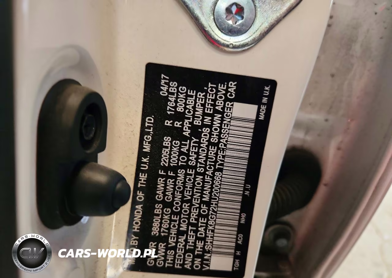 2017 Honda Civic Type-R Touring VIN:SHHFK8G72HU200668 - 12
