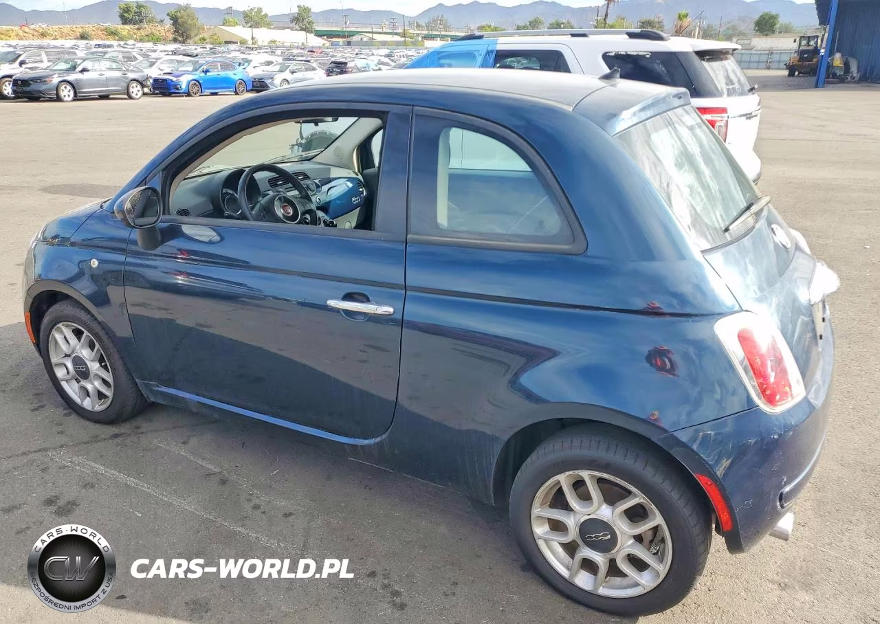 2015 Fiat 1100 VIN:3C3CFFAR9FT710218 - 2
