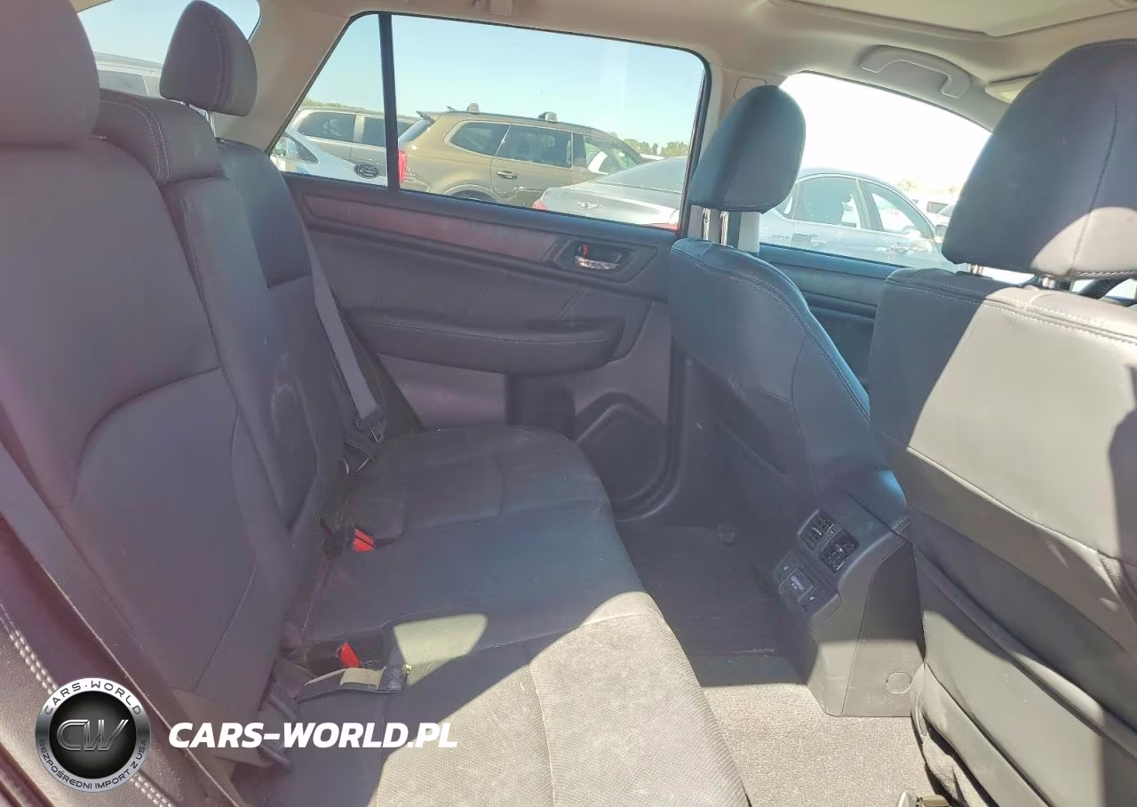 2018 Subaru Outback 3.6R Limited VIN:4S4BSENC8J3207654 - 10