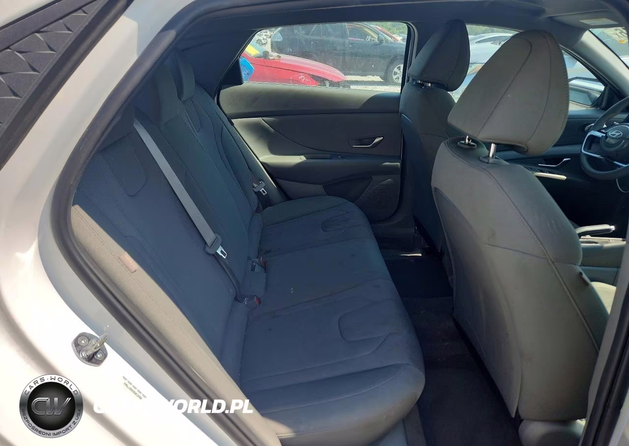 2025 Hyundai Elantra Se VIN:KMHLL4DG4SU013456 - 10