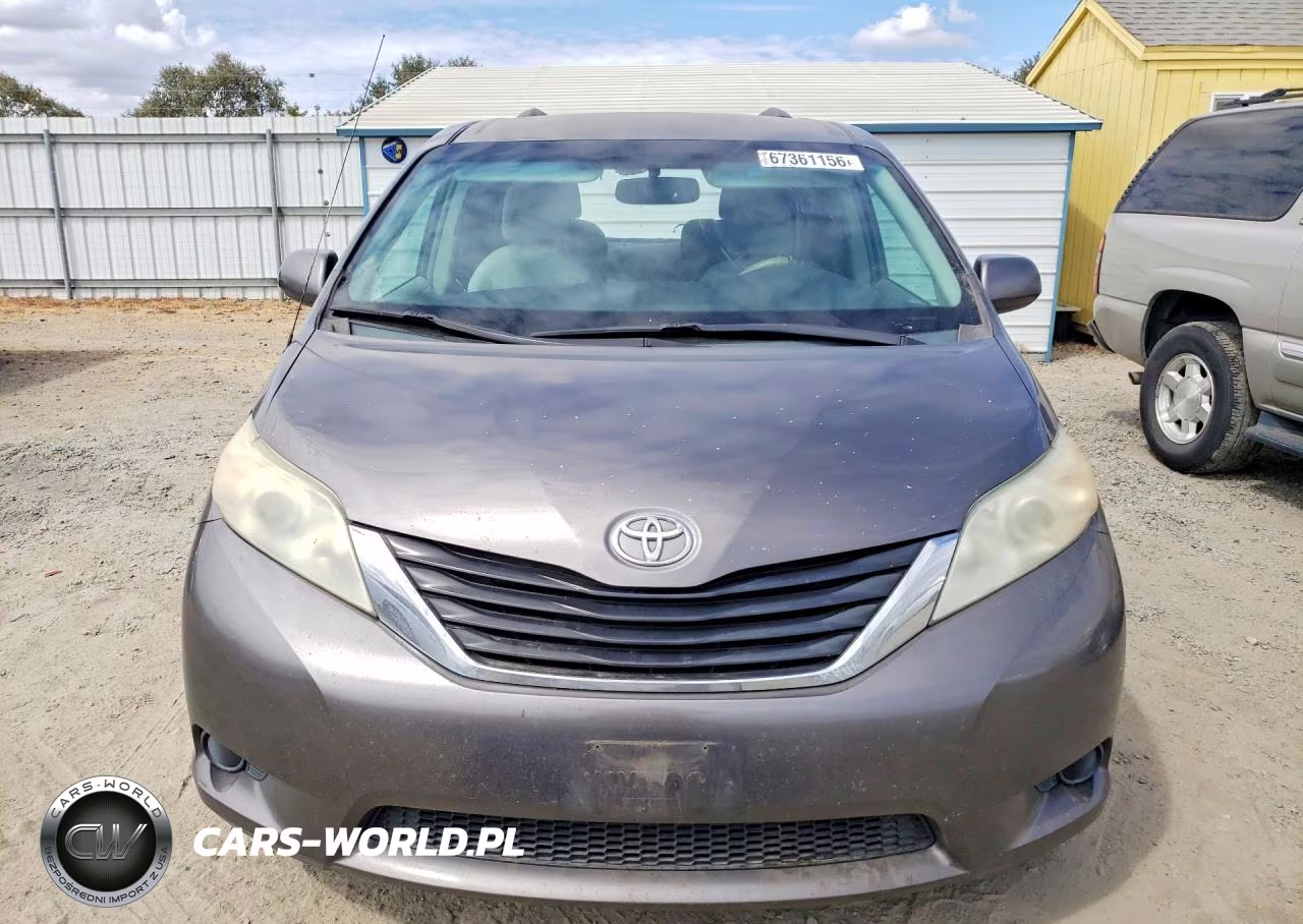 2012 Toyota Sienna Le VIN:5TDKK3DC5CS184037 - 5