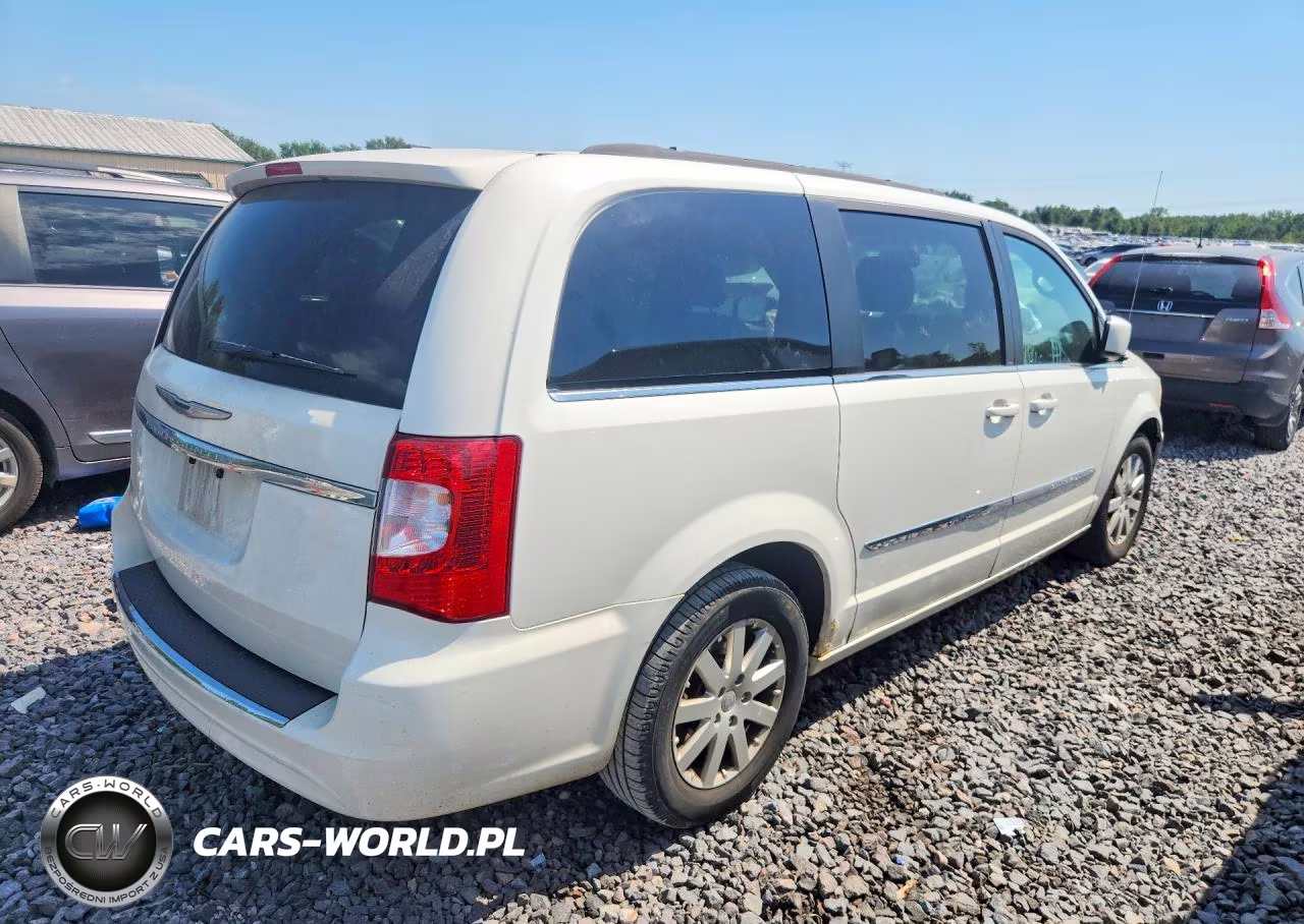 2013 Chrysler Town & Country Touring VIN:2C4RC1BG7DR737514 - 3