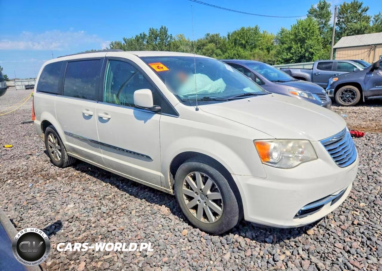 2013 Chrysler Town & Country Touring VIN:2C4RC1BG7DR737514 - 4