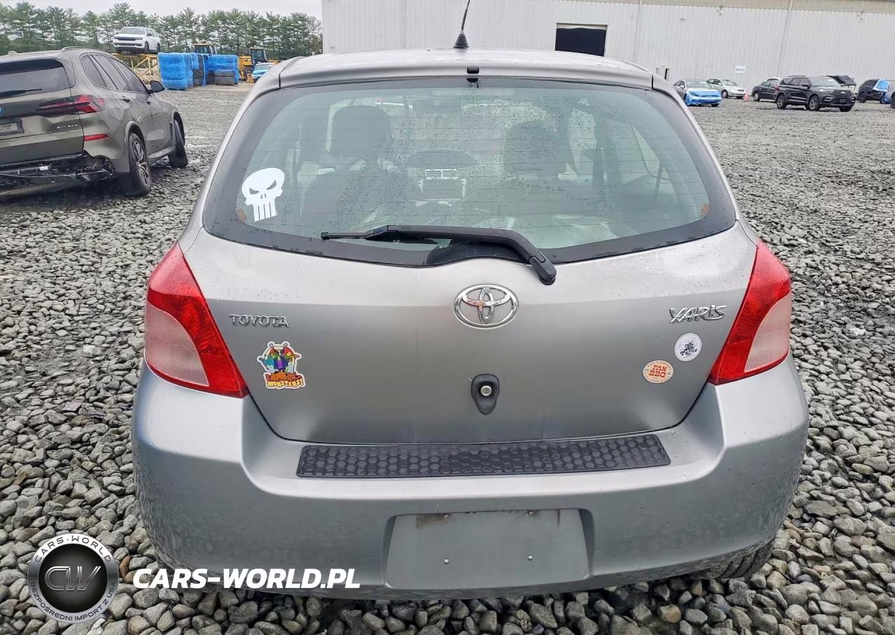 2007 Toyota Yaris Base VIN:JTDJT923275114456 - 6