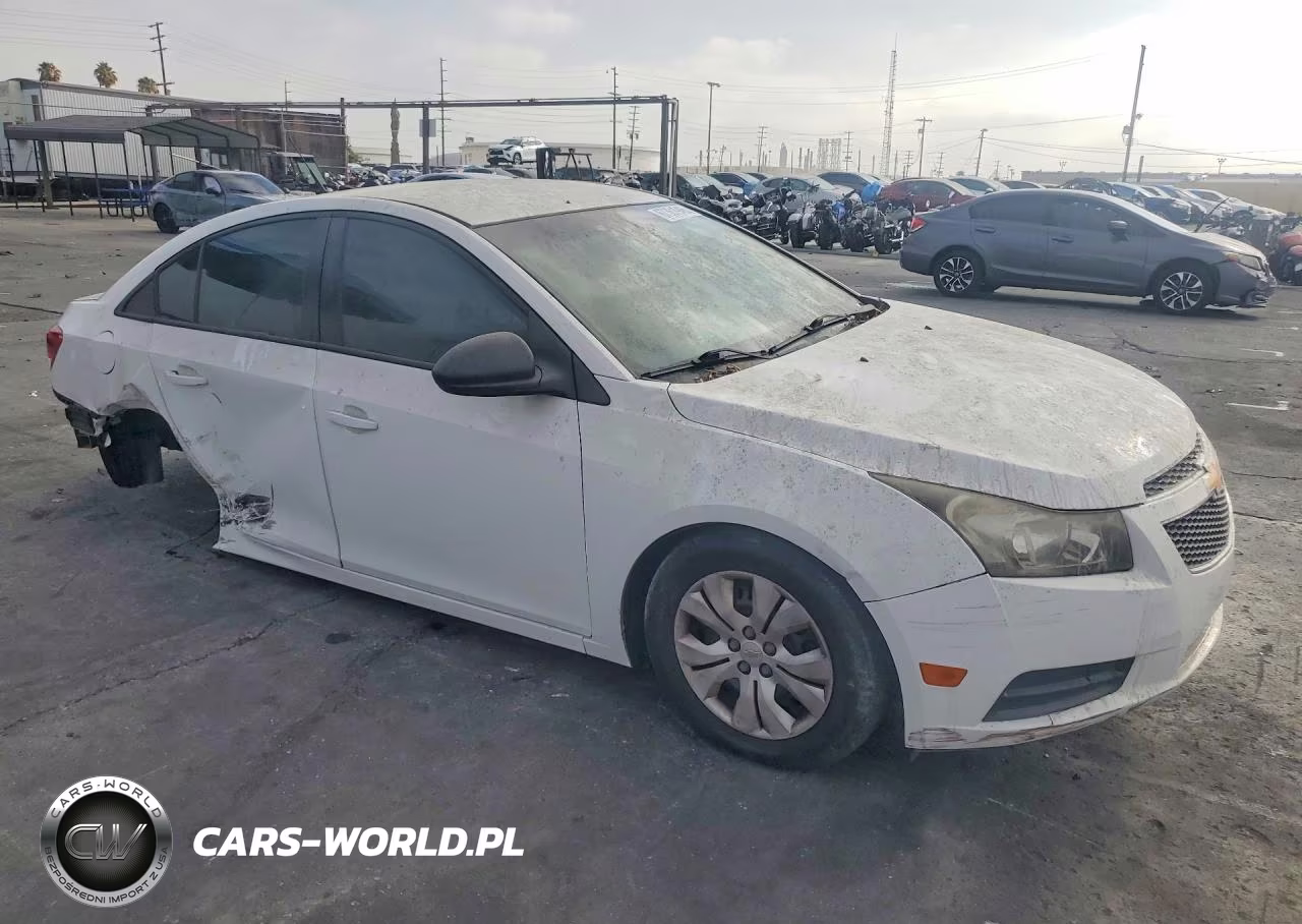 2014 Chevrolet Cruze Ls VIN:1G1PA5SH4E7450978 - 4