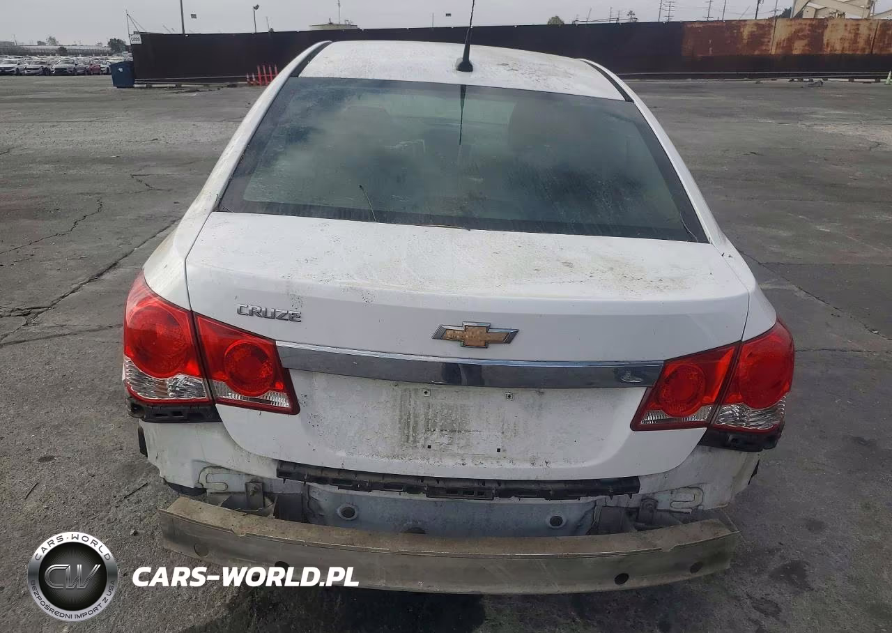 2014 Chevrolet Cruze Ls VIN:1G1PA5SH4E7450978 - 6