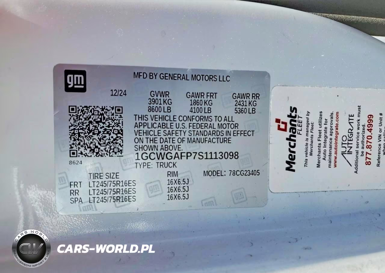 2025 Chevrolet Express G2500 VIN:1GCWGAFP7S1113098 - 13