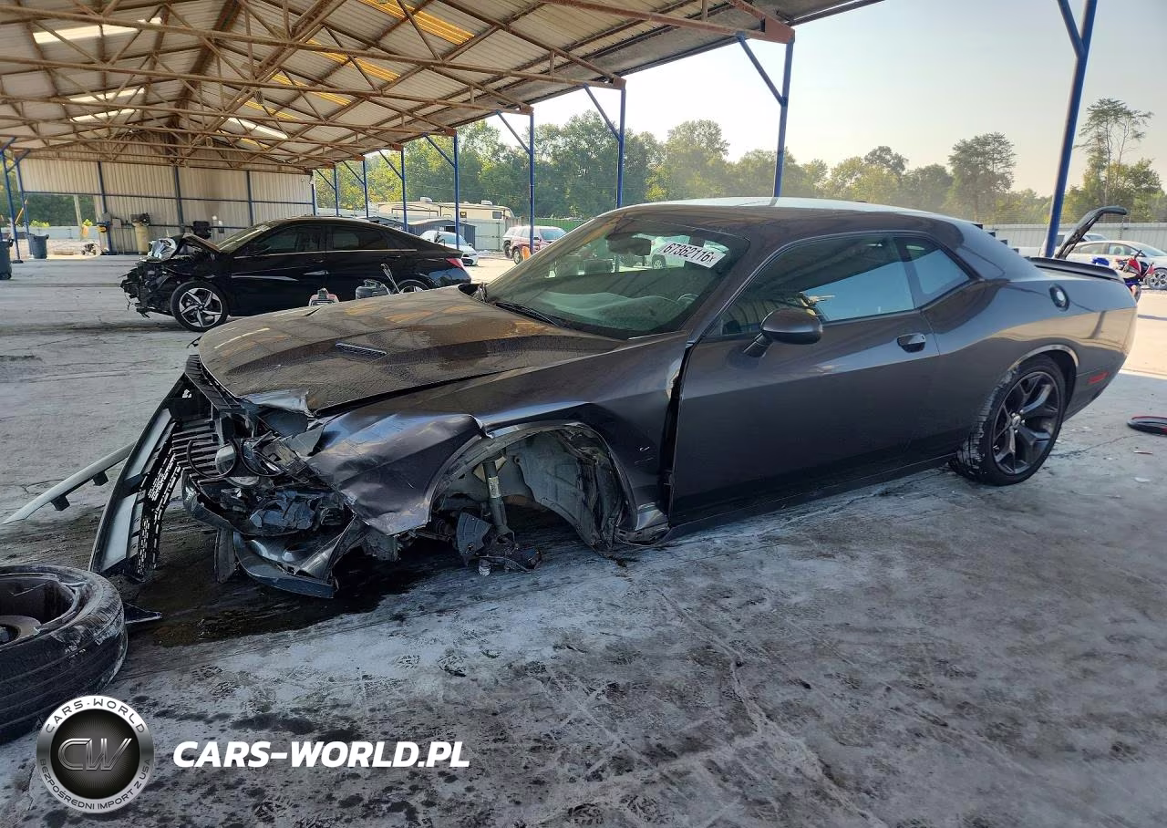 2017 Dodge Challenger Sxt VIN:2C3CDZAG2HH624735 - 1