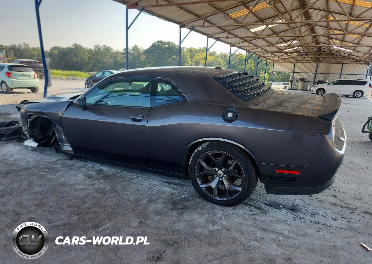 2017 Dodge Challenger Sxt VIN:2C3CDZAG2HH624735 - 2
