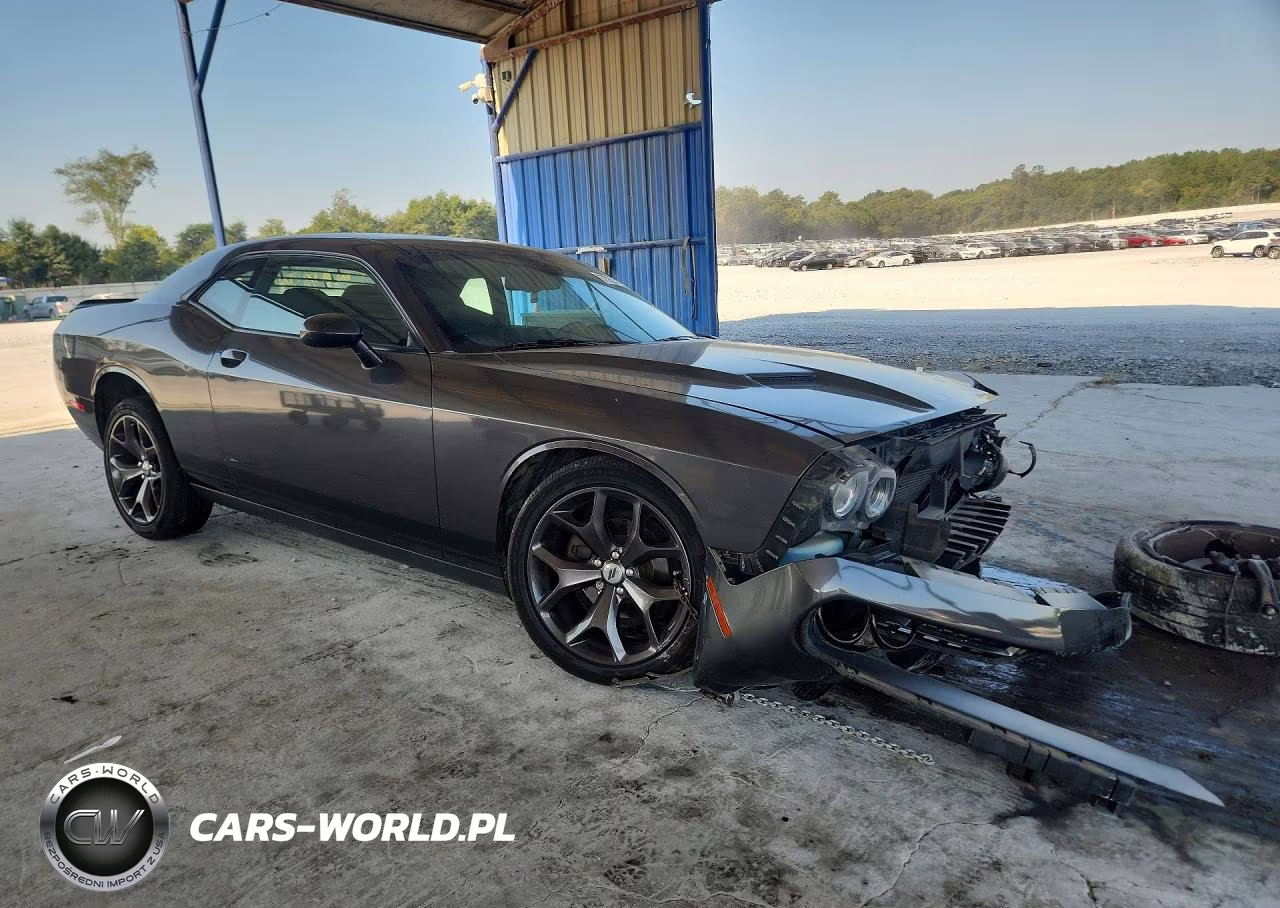 2017 Dodge Challenger Sxt VIN:2C3CDZAG2HH624735 - 4
