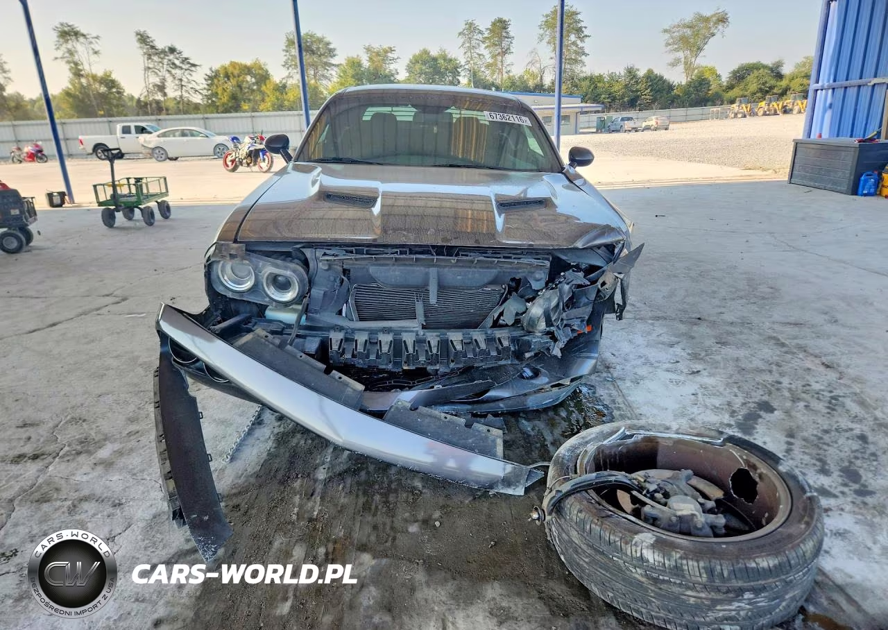 2017 Dodge Challenger Sxt VIN:2C3CDZAG2HH624735 - 5
