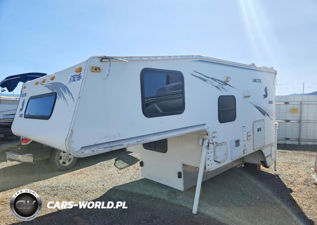 2003 Arctic Fox Slide-In Camper VIN:1NCA990S730102677 - 2