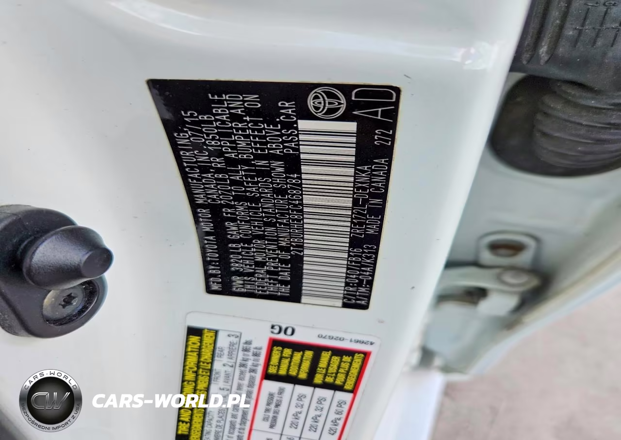 2015 Toyota Corolla Le VIN:2T1BURHE8FC468784 - 12