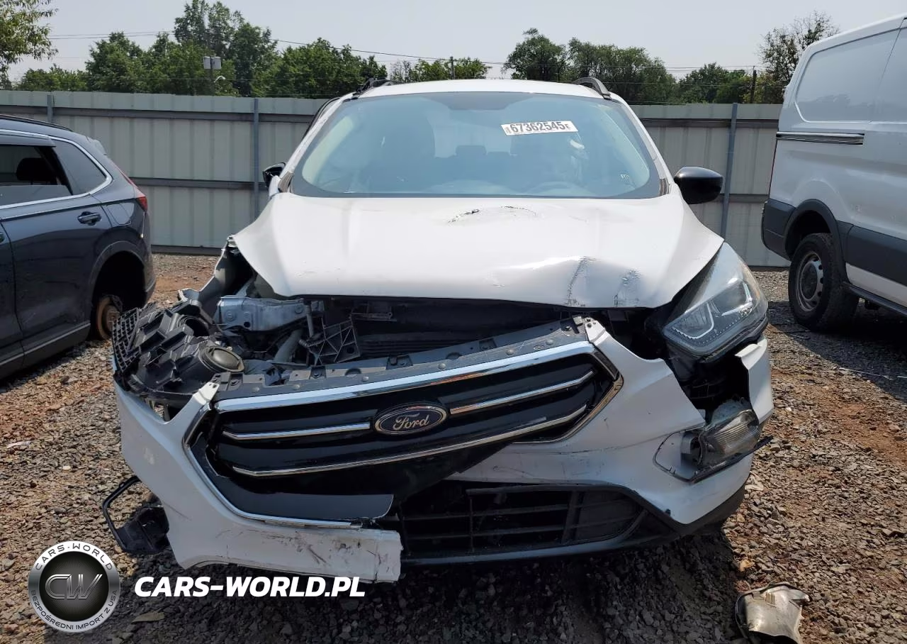 2017 Ford Escape Se VIN:1FMCU9GD5HUB13571 - 5