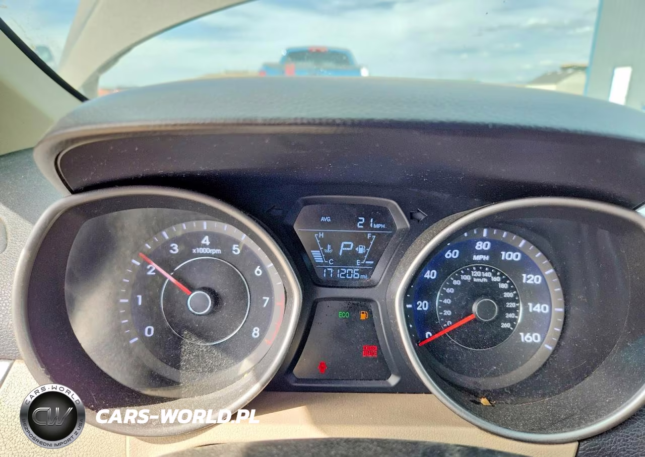 2016 Hyundai Elantra Se VIN:5NPDH4AEXGH701685 - 9