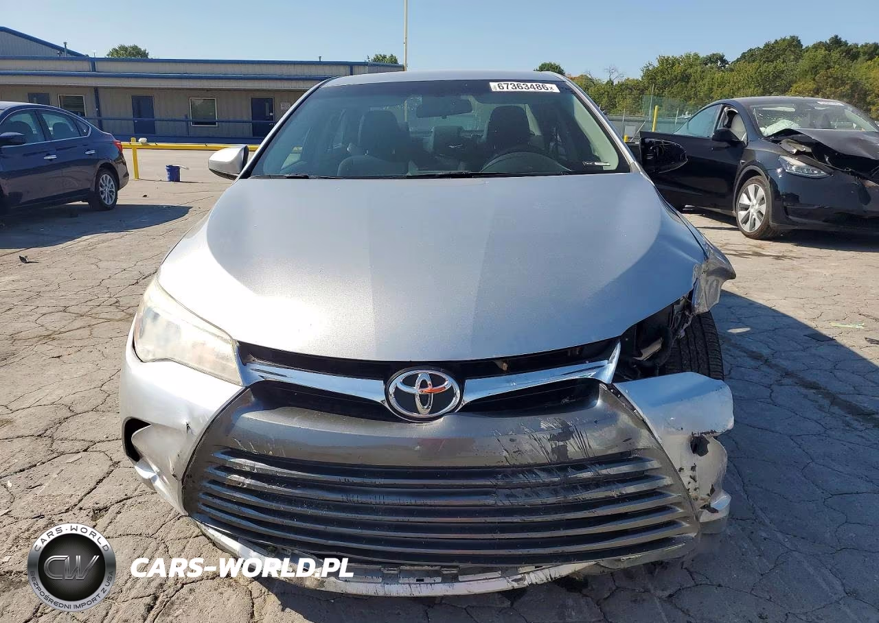 2017 Toyota Camry Le VIN:4T1BF1FK0HU269900 - 5