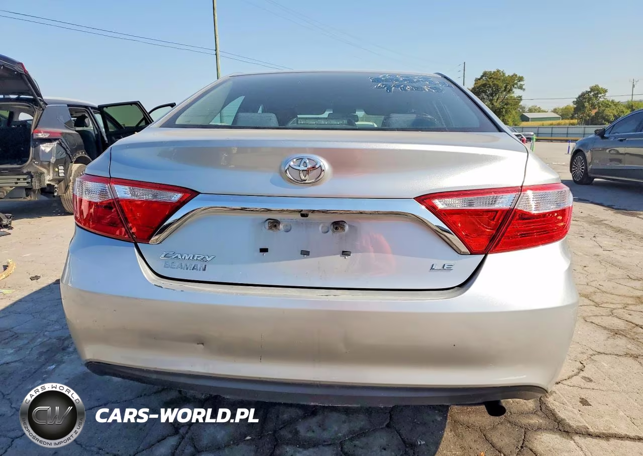 2017 Toyota Camry Le VIN:4T1BF1FK0HU269900 - 6