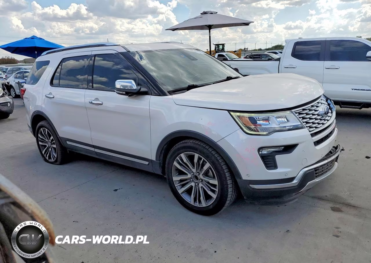 2018 Ford Explorer Platinum VIN:1FM5K8HT5JGB99161 - 4