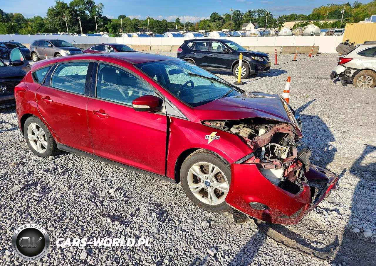 2013 Ford Focus Se VIN:1FADP3K21DL232436 - 4