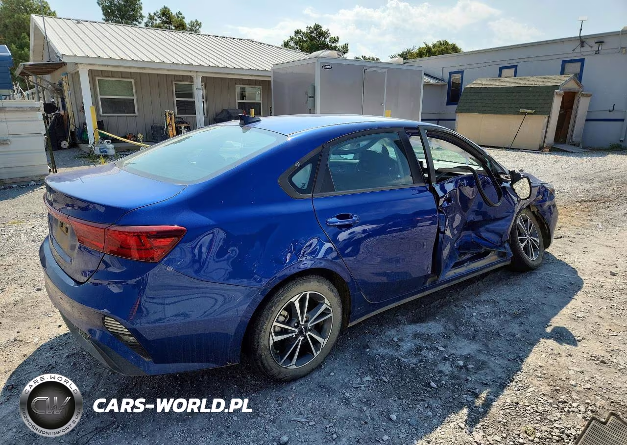 2024 Kia Forte Lxs VIN:3KPF24AD2RE810344 - 3