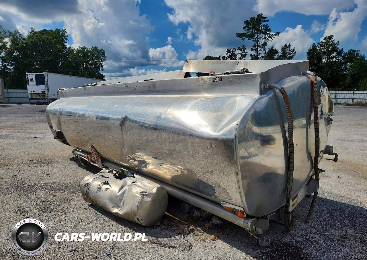 2024 Freightliner Business Class M2 Fuel - Lube Truck VIN:0LDL0T79931915 - 12