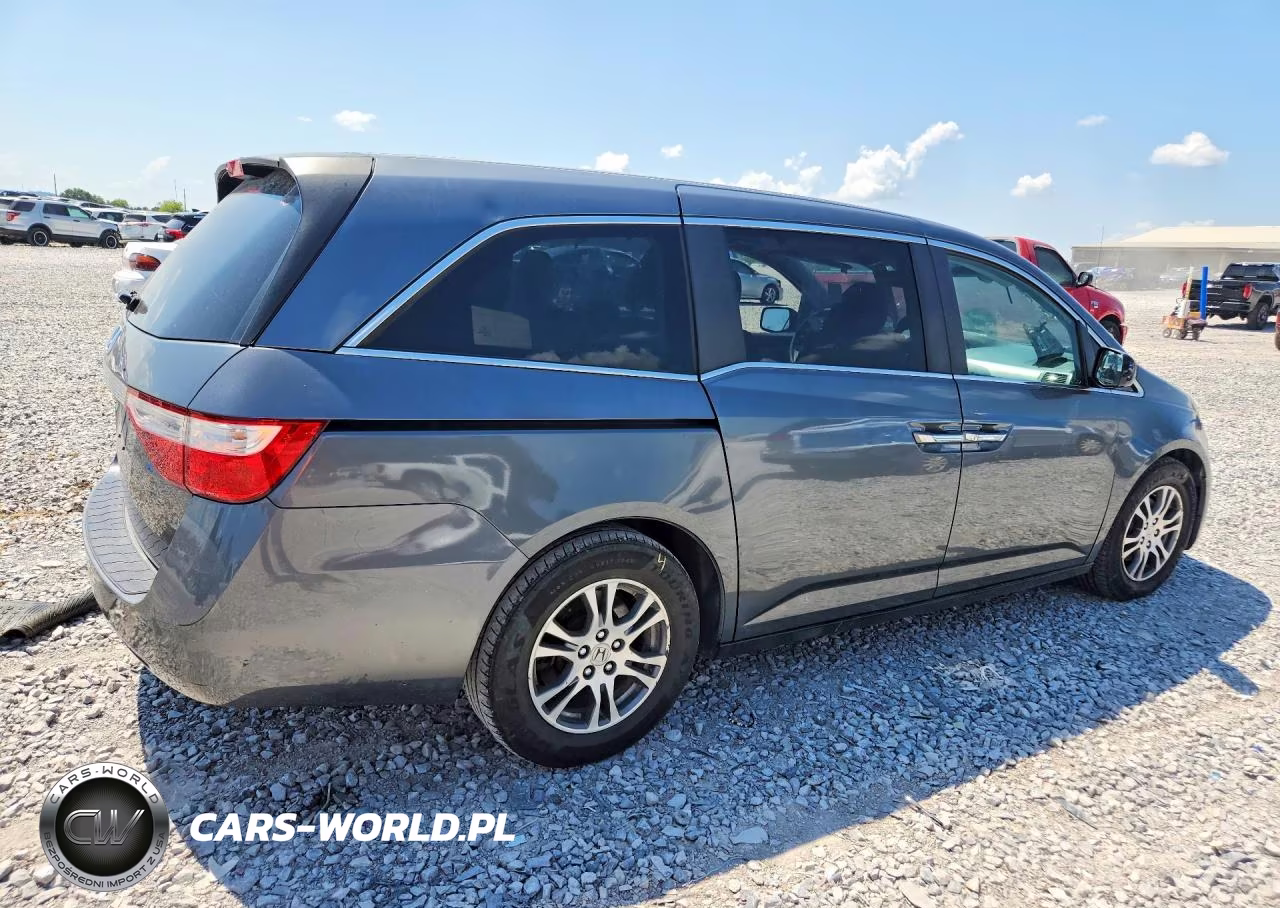 2013 Honda Odyssey Ex VIN:5FNRL5H48DB063440 - 3