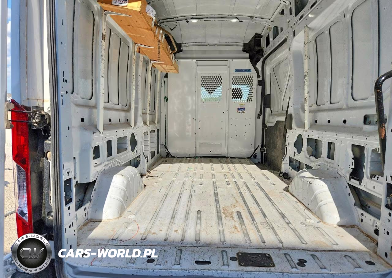 2024 Ford Transit T-250 VIN:1FTBR2X81RKA14495 - 10