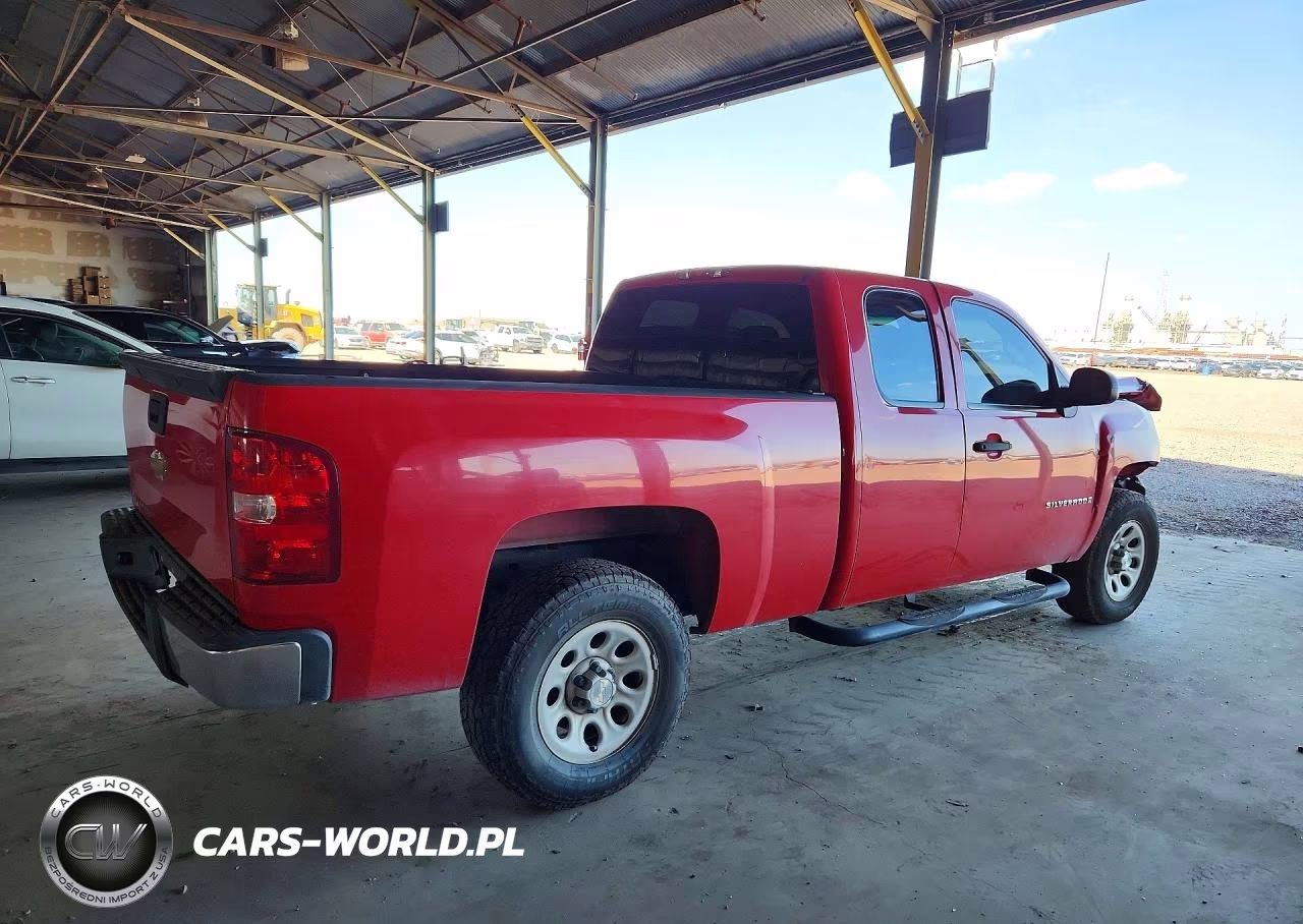 2009 Chevrolet Silverado C1500 VIN:1GCEC19X69Z156782 - 3