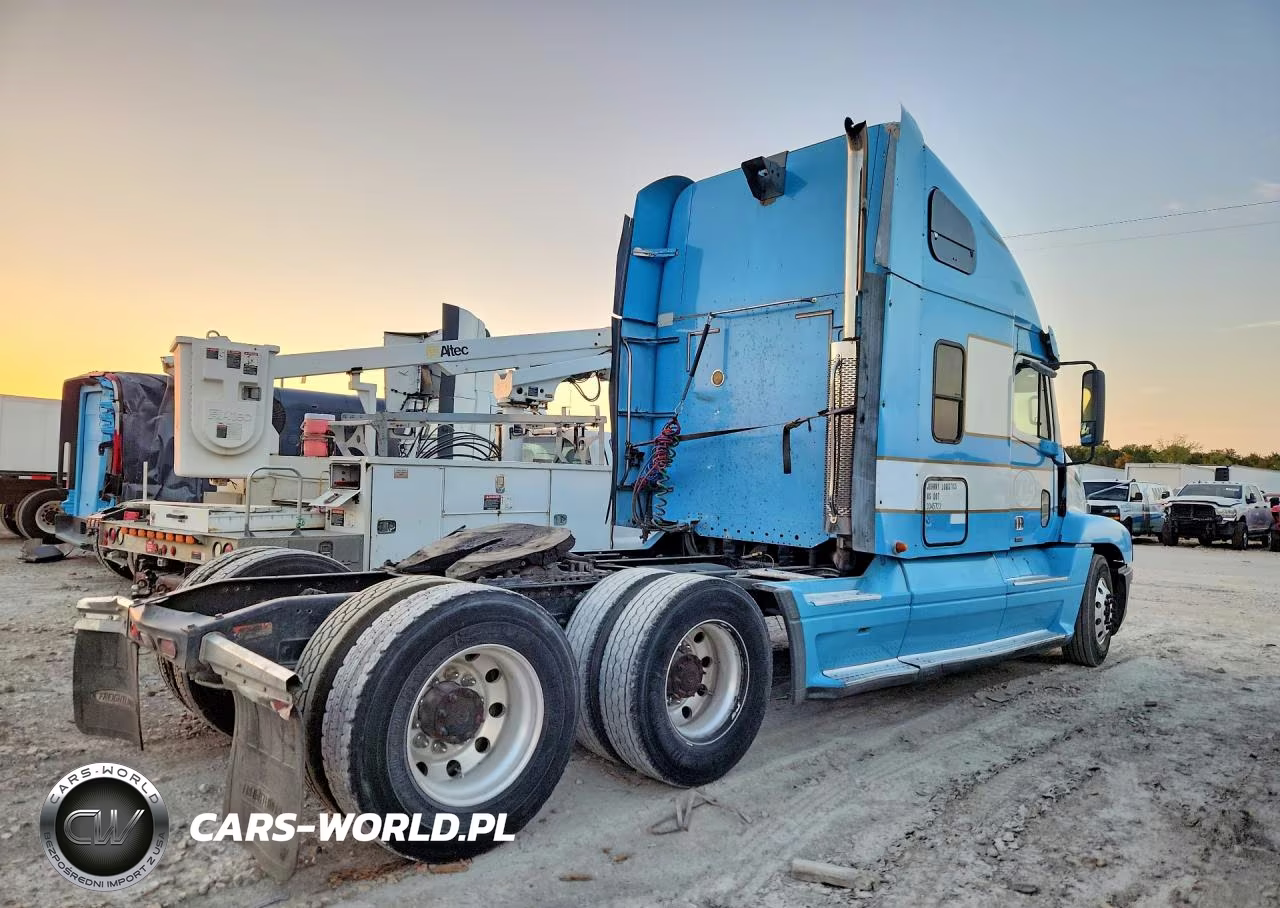 2006 Freightliner St120 Semi Truck VIN:1FUJBBCG06LV26695 - 3