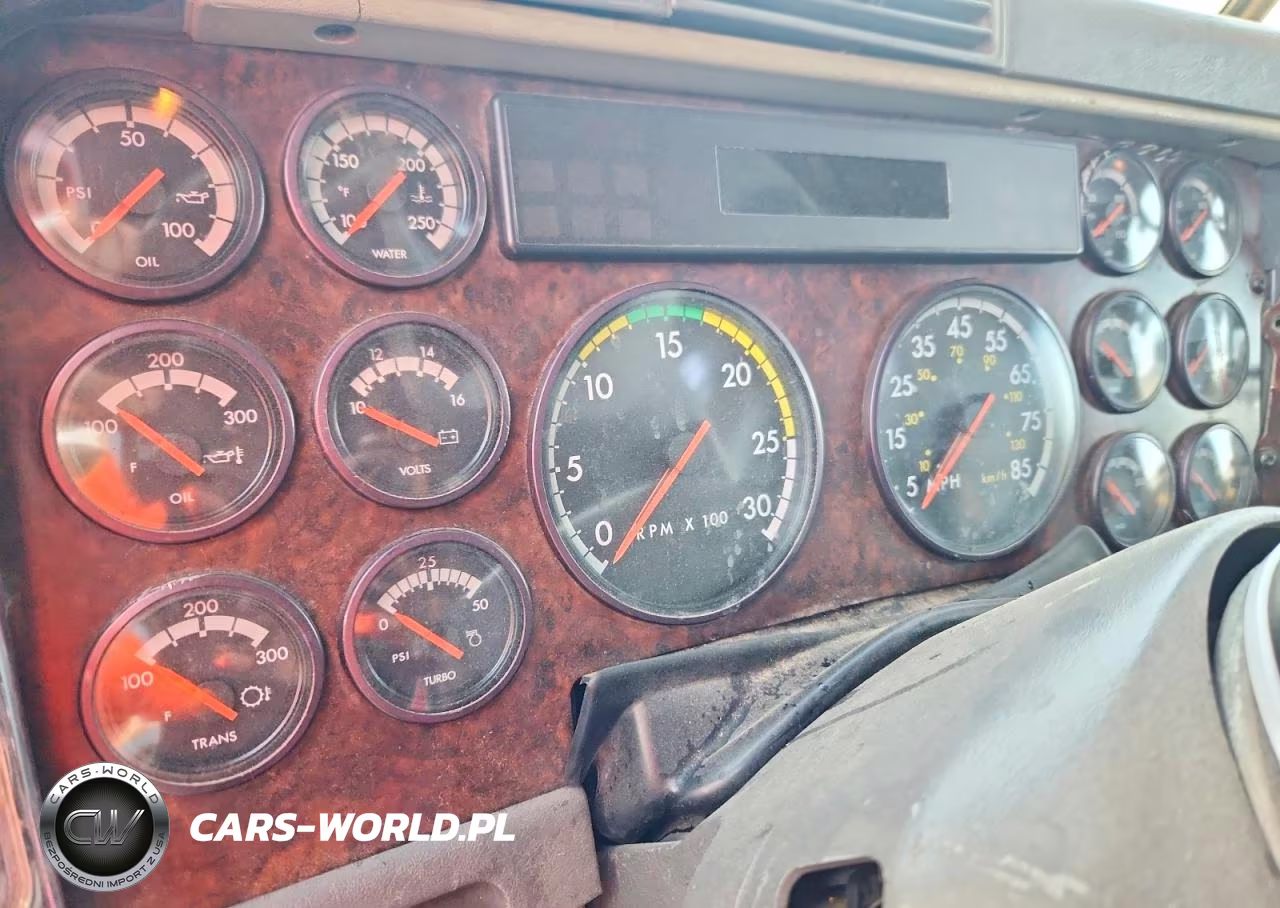 2006 Freightliner St120 Semi Truck VIN:1FUJBBCG06LV26695 - 9