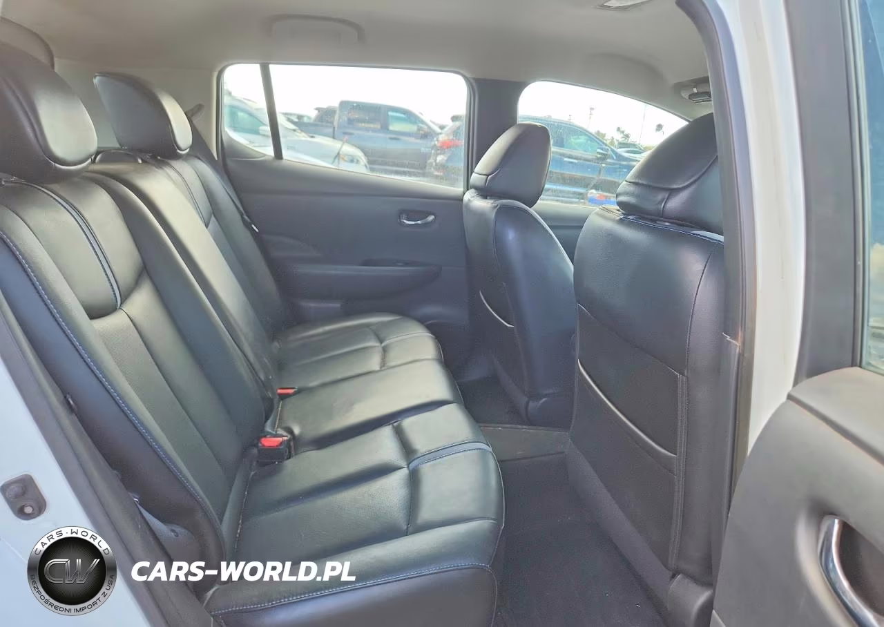 2018 Nissan Leaf S VIN:1N4AZ1CP7JC316686 - 10