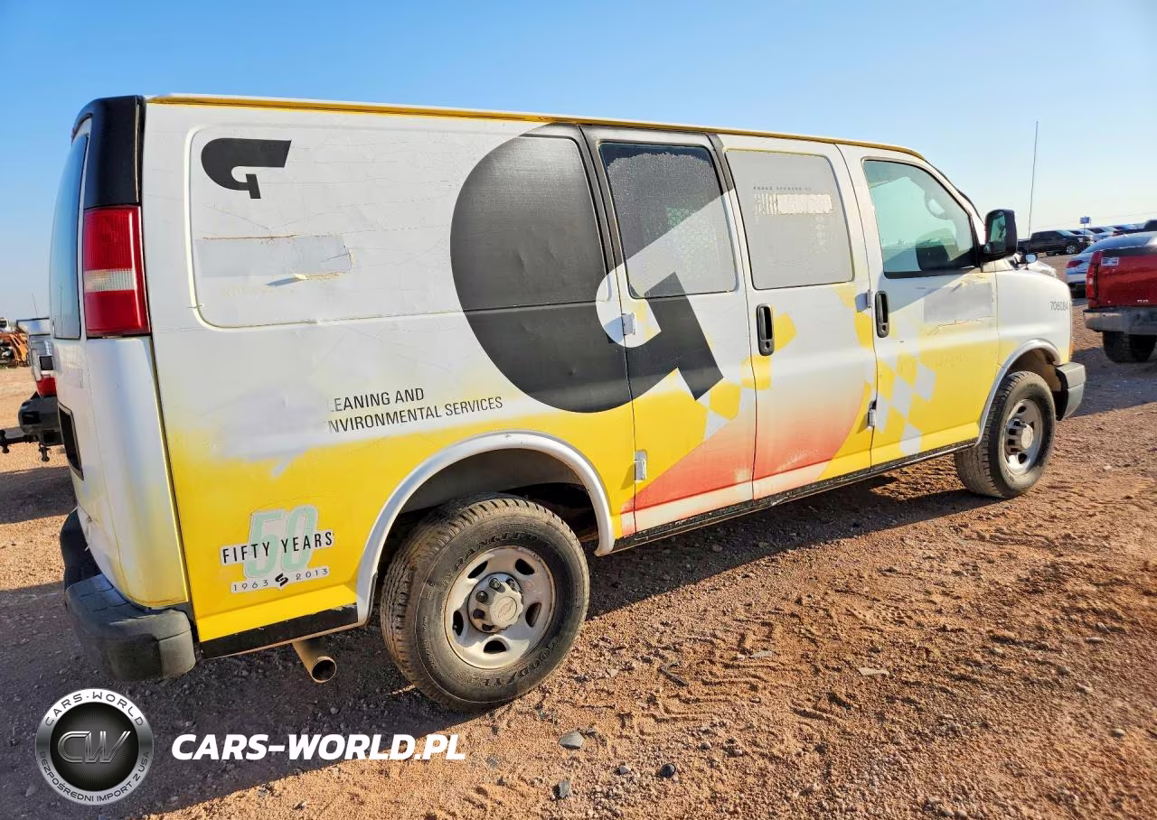 2007 Chevrolet Express G2500 VIN:1GCGG25V371105159 - 3
