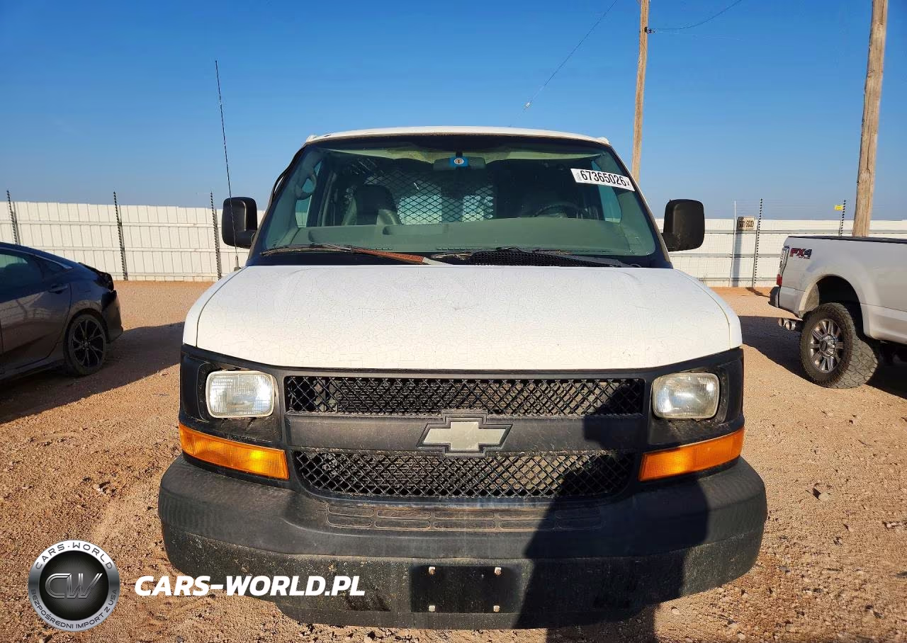 2007 Chevrolet Express G2500 VIN:1GCGG25V371105159 - 5