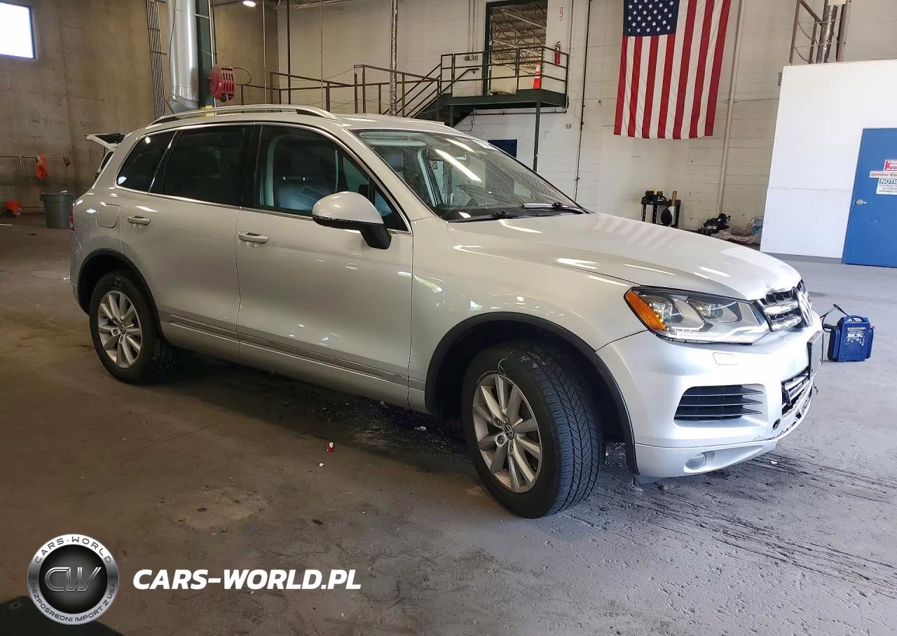 2014 Volkswagen Touareg V6 VIN:WVGEF9BP2ED001438 - 4