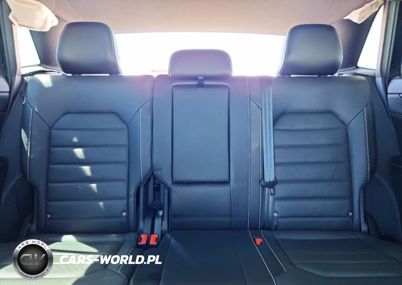 2024 Volkswagen Atlas Cross Sport Sel R-Line VIN:1V2AE2CA8RC215674 - 10