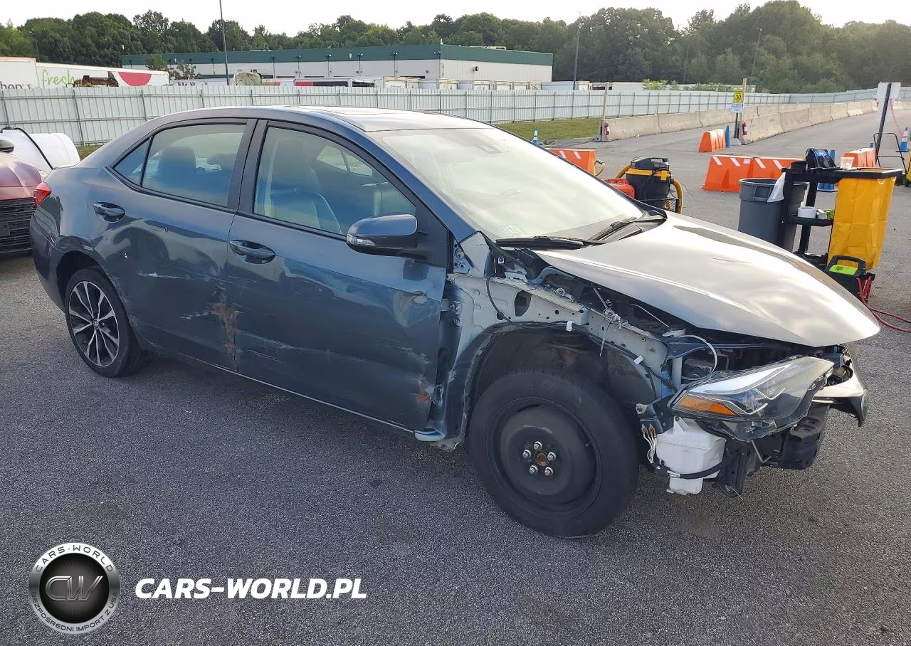 2018 Toyota Corolla Se VIN:2T1BURHE9JC086112 - 4