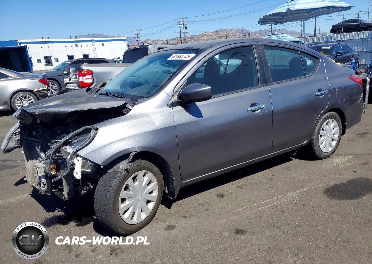 2016 Nissan Versa 1.6 Sv