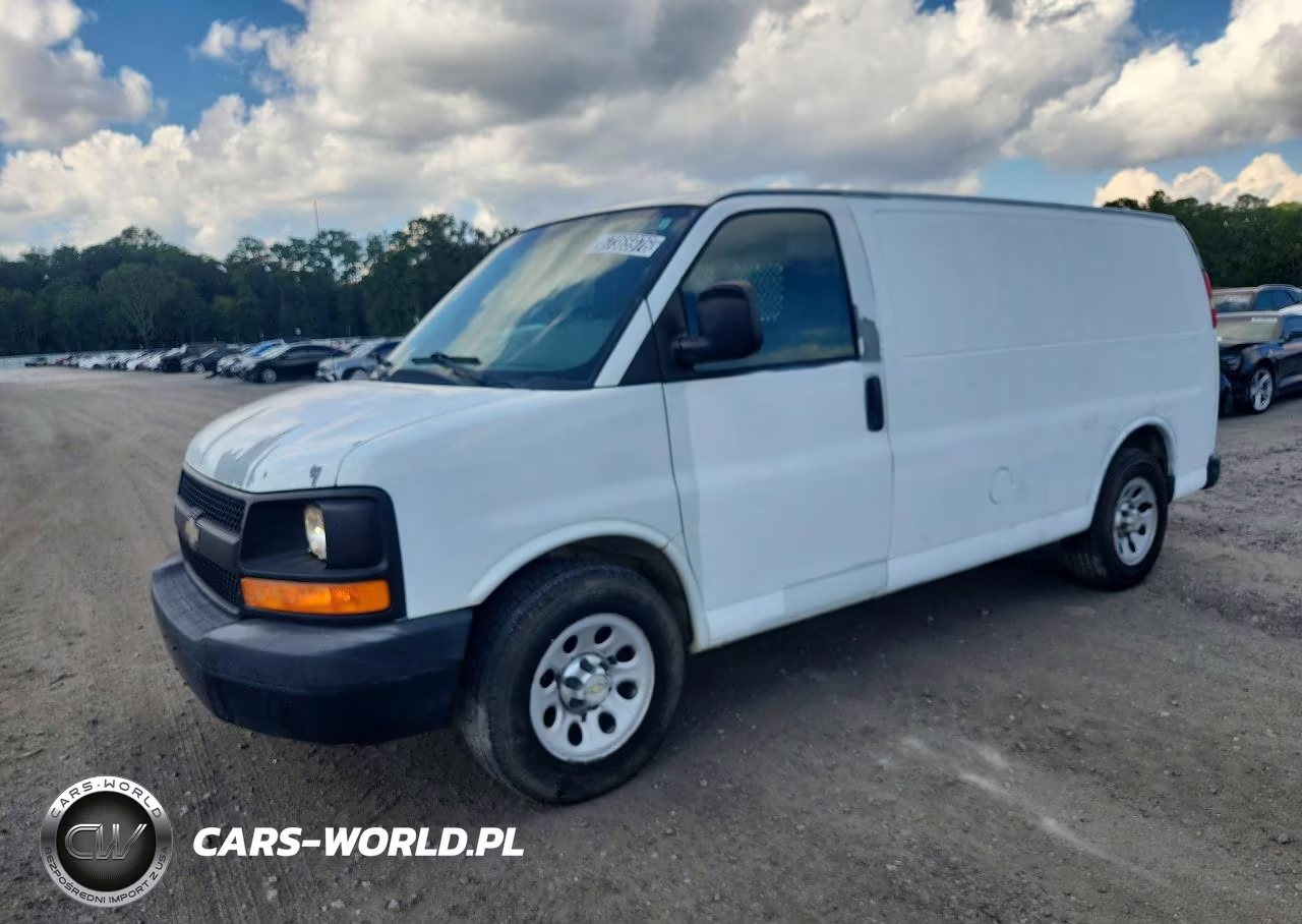 2012 Chevrolet Express G1500 VIN:1GCSGAFX1C1178240 - 1