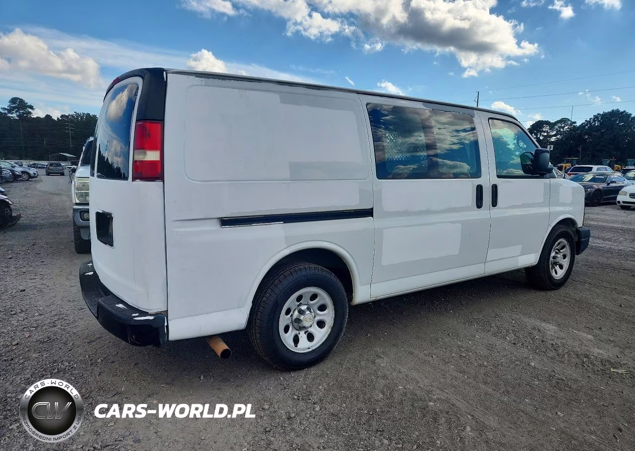 2012 Chevrolet Express G1500 VIN:1GCSGAFX1C1178240 - 3