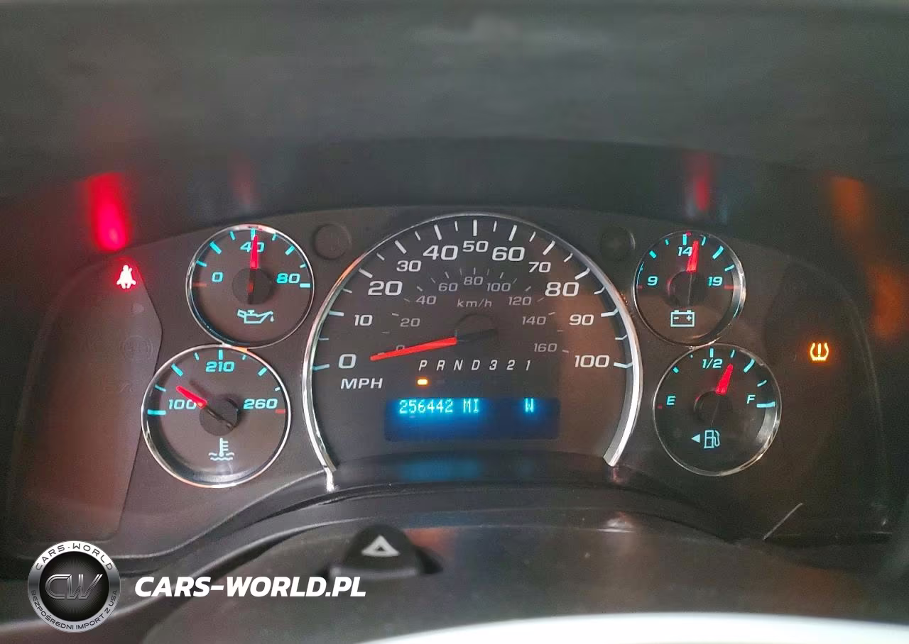 2012 Chevrolet Express G1500 VIN:1GCSGAFX1C1178240 - 9